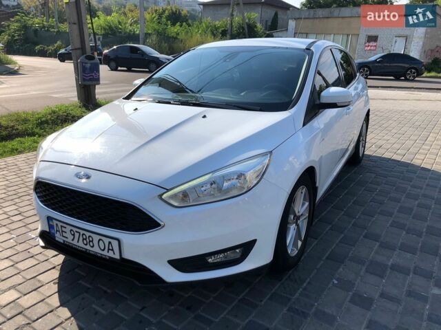 Белый Форд Фокус, объемом двигателя 1 л и пробегом 114 тыс. км за 9300 $, фото 1 на Automoto.ua