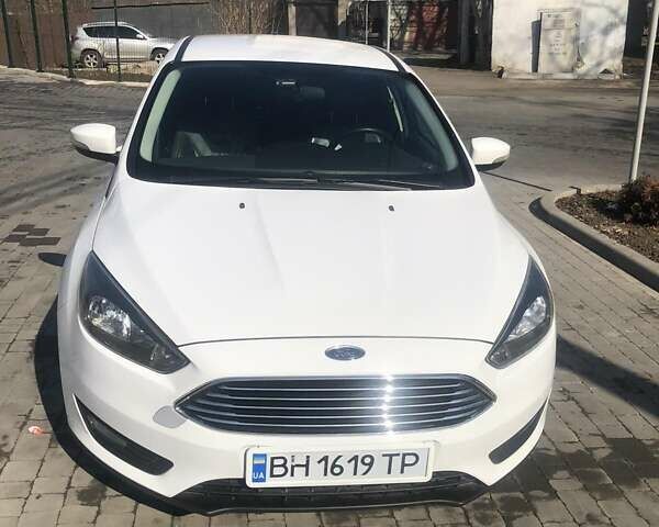 Білий Форд Фокус, об'ємом двигуна 2 л та пробігом 168 тис. км за 8500 $, фото 1 на Automoto.ua