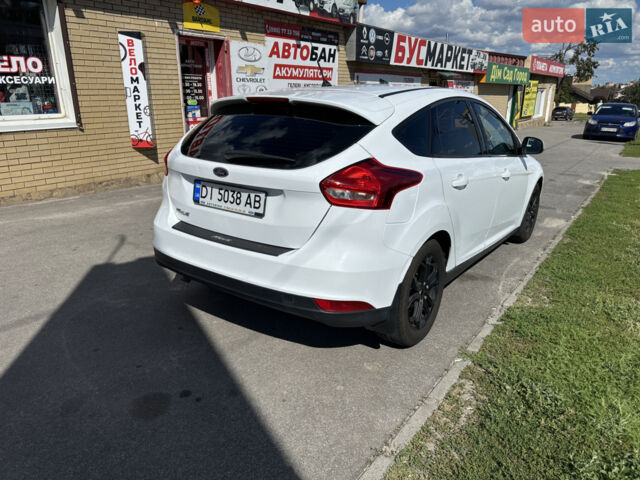 Білий Форд Фокус, об'ємом двигуна 1 л та пробігом 85 тис. км за 7000 $, фото 1 на Automoto.ua