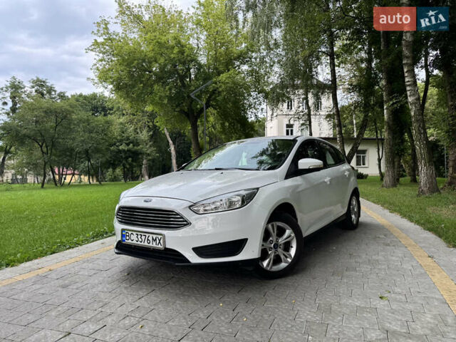 Форд Фокус 2015 в Львове на Automoto.ua Белый Форд Фокус, объемом двигателя 2 л и пробегом 154 тыс. км за 8100 $, фото 1 на Automoto.ua