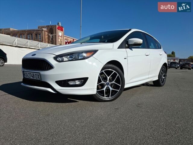 Білий Форд Фокус, об'ємом двигуна 2 л та пробігом 156 тис. км за 8300 $, фото 1 на Automoto.ua