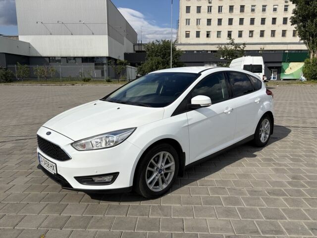 Білий Форд Фокус, об'ємом двигуна 1 л та пробігом 212 тис. км за 7300 $, фото 1 на Automoto.ua
