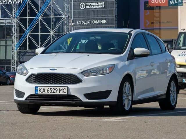 Белый Форд Фокус, объемом двигателя 2 л и пробегом 126 тыс. км за 8400 $, фото 1 на Automoto.ua
