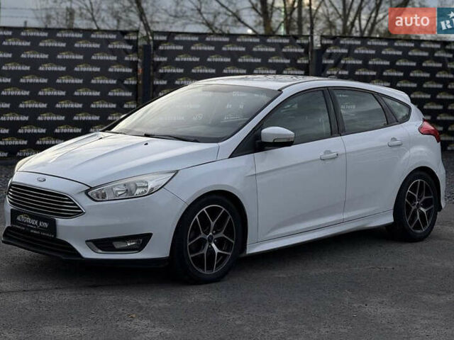 Форд Фокус 2016 в Киеве на Automoto.ua Белый Форд Фокус, объемом двигателя 2 л и пробегом 165 тыс. км за 6750 $, фото 1 на Automoto.ua