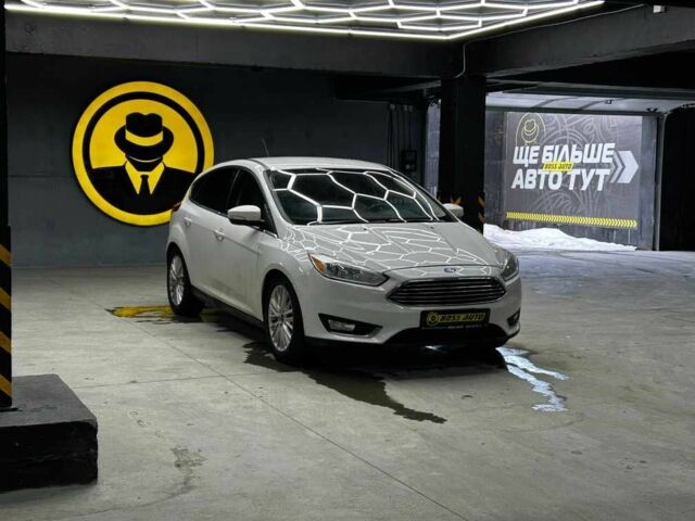 Білий Форд Фокус, об'ємом двигуна 2 л та пробігом 177 тис. км за 8700 $, фото 1 на Automoto.ua