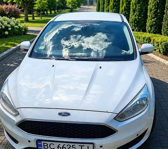 Белый Форд Фокус, объемом двигателя 1.5 л и пробегом 225 тыс. км за 8500 $, фото 1 на Automoto.ua