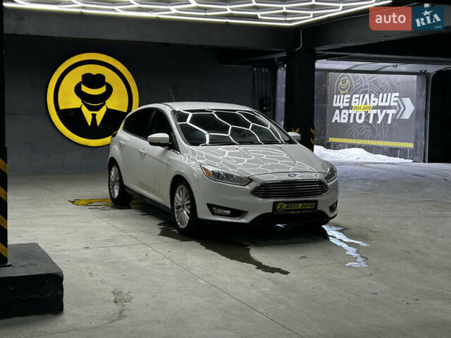 Білий Форд Фокус, об'ємом двигуна 2 л та пробігом 177 тис. км за 8700 $, фото 1 на Automoto.ua
