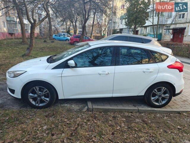 Белый Форд Фокус, объемом двигателя 1.5 л и пробегом 224 тыс. км за 6600 $, фото 1 на Automoto.ua