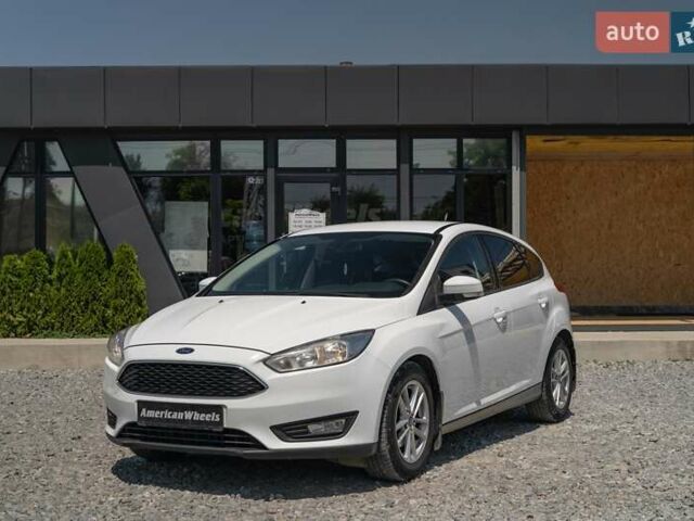 Белый Форд Фокус, объемом двигателя 1 л и пробегом 191 тыс. км за 8700 $, фото 1 на Automoto.ua