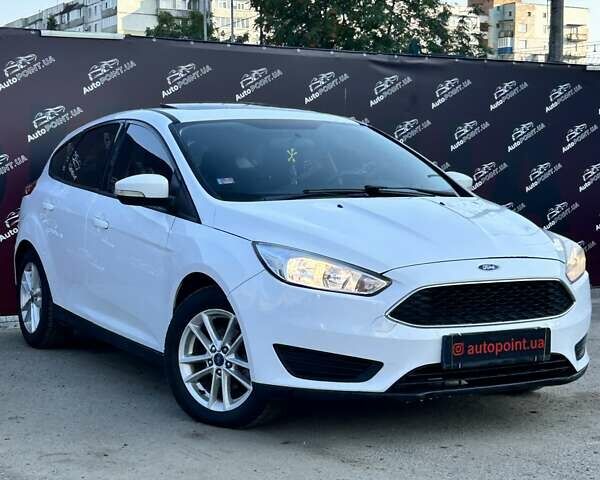 Білий Форд Фокус, об'ємом двигуна 2 л та пробігом 158 тис. км за 8300 $, фото 1 на Automoto.ua