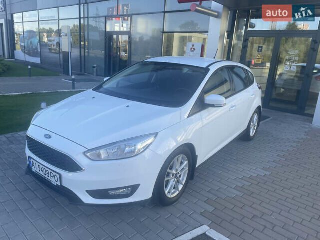 Белый Форд Фокус, объемом двигателя 1 л и пробегом 92 тыс. км за 11000 $, фото 1 на Automoto.ua