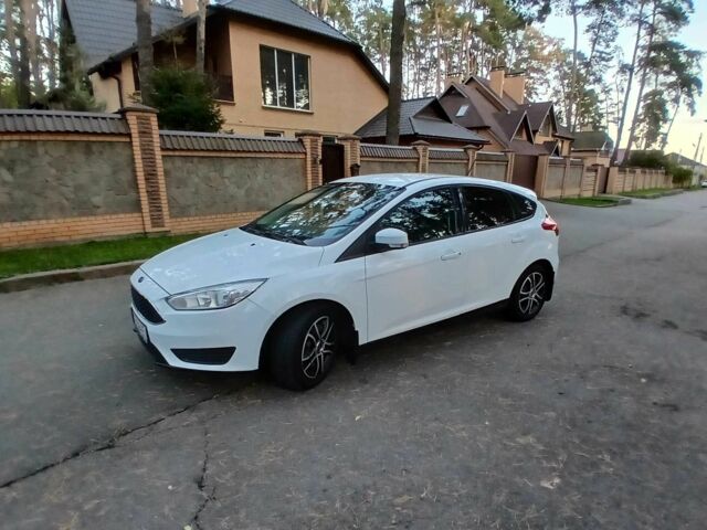 Білий Форд Фокус, об'ємом двигуна 1.6 л та пробігом 222 тис. км за 8521 $, фото 1 на Automoto.ua