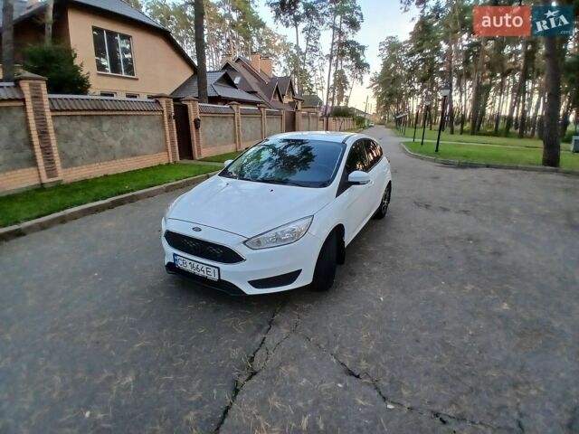 Белый Форд Фокус, объемом двигателя 1.6 л и пробегом 222 тыс. км за 8500 $, фото 1 на Automoto.ua