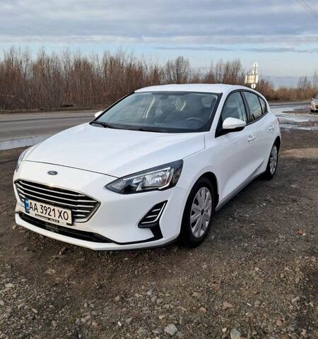 Білий Форд Фокус, об'ємом двигуна 1.5 л та пробігом 86 тис. км за 13700 $, фото 1 на Automoto.ua