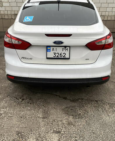 Белый Форд Фокус, объемом двигателя 2 л и пробегом 320 тыс. км за 6000 $, фото 1 на Automoto.ua