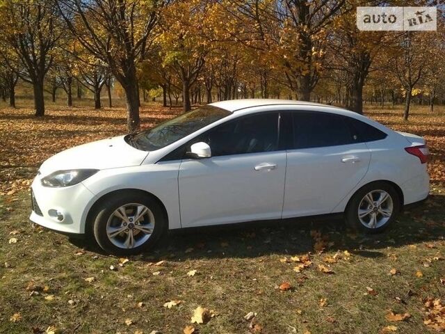 Білий Форд Фокус, об'ємом двигуна 1.6 л та пробігом 120 тис. км за 8700 $, фото 1 на Automoto.ua