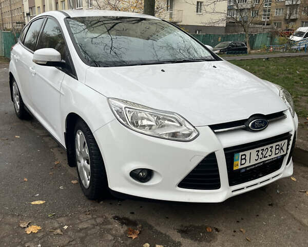 Білий Форд Фокус, об'ємом двигуна 1.6 л та пробігом 120 тис. км за 8200 $, фото 1 на Automoto.ua