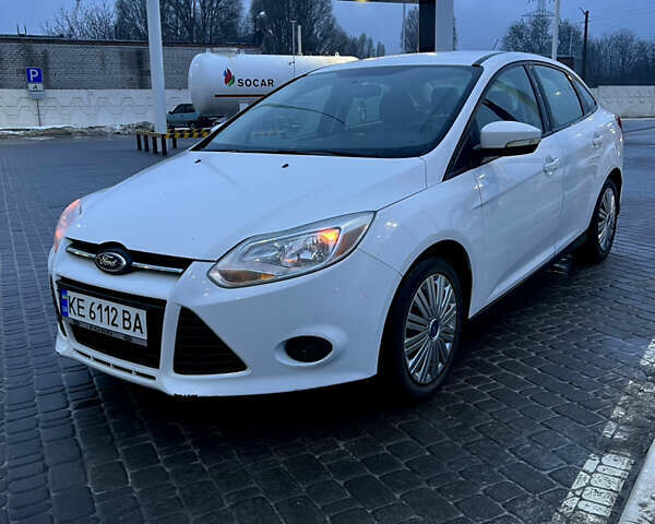 Белый Форд Фокус, объемом двигателя 2 л и пробегом 190 тыс. км за 6800 $, фото 1 на Automoto.ua