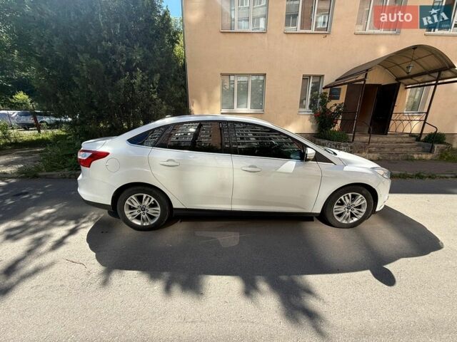 Білий Форд Фокус, об'ємом двигуна 2 л та пробігом 194 тис. км за 6800 $, фото 1 на Automoto.ua