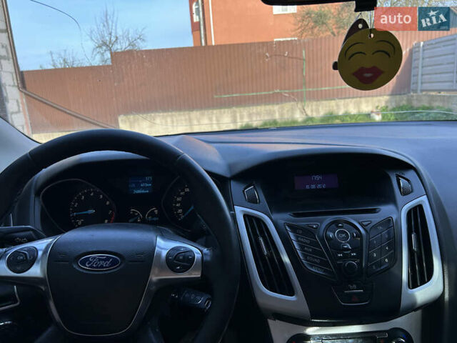 Белый Форд Фокус, объемом двигателя 1.6 л и пробегом 244 тыс. км за 7399 $, фото 1 на Automoto.ua