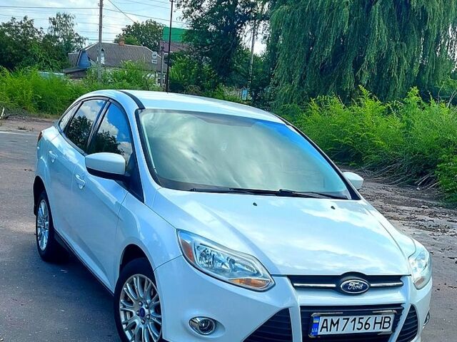 Білий Форд Фокус, об'ємом двигуна 2 л та пробігом 285 тис. км за 6700 $, фото 1 на Automoto.ua