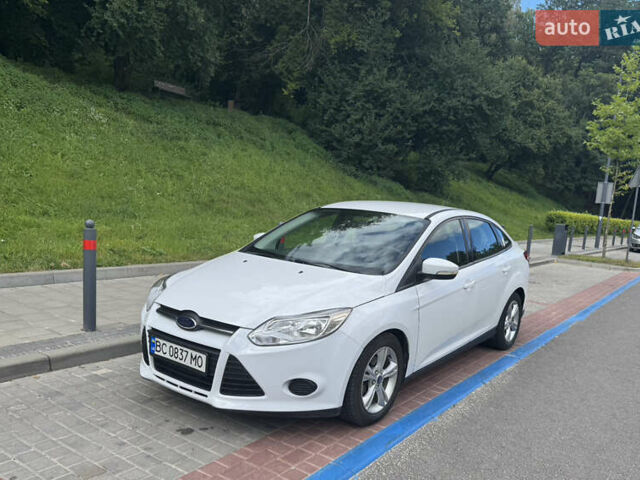Белый Форд Фокус, объемом двигателя 2 л и пробегом 188 тыс. км за 7000 $, фото 1 на Automoto.ua