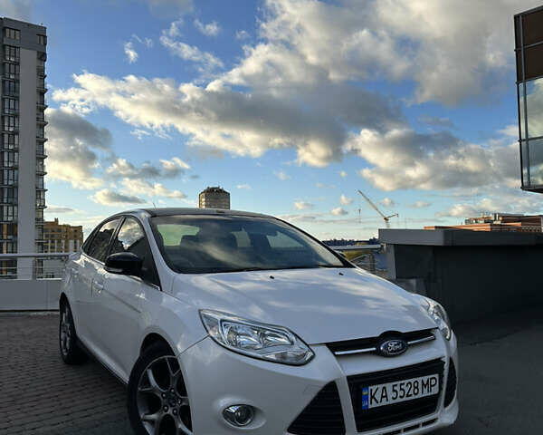 Белый Форд Фокус, объемом двигателя 2 л и пробегом 190 тыс. км за 5900 $, фото 1 на Automoto.ua