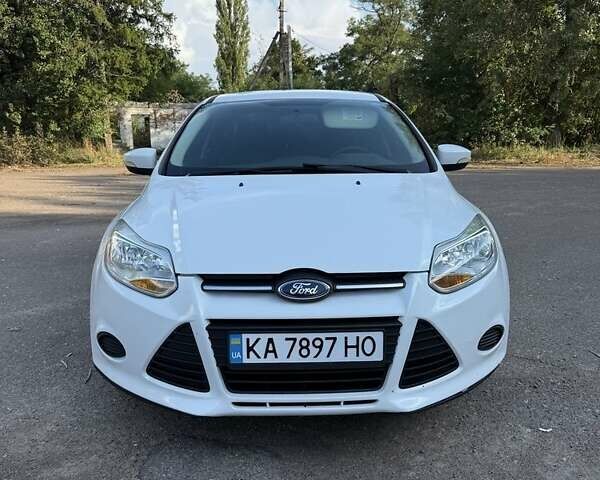Белый Форд Фокус, объемом двигателя 2 л и пробегом 304 тыс. км за 7599 $, фото 1 на Automoto.ua