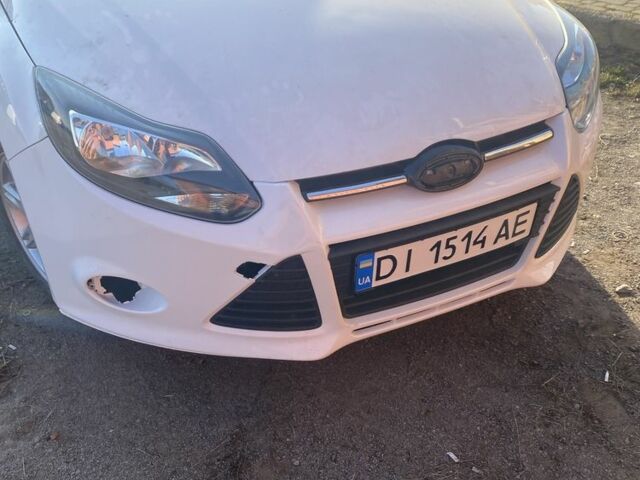 Білий Форд Фокус, об'ємом двигуна 2 л та пробігом 180 тис. км за 4300 $, фото 1 на Automoto.ua