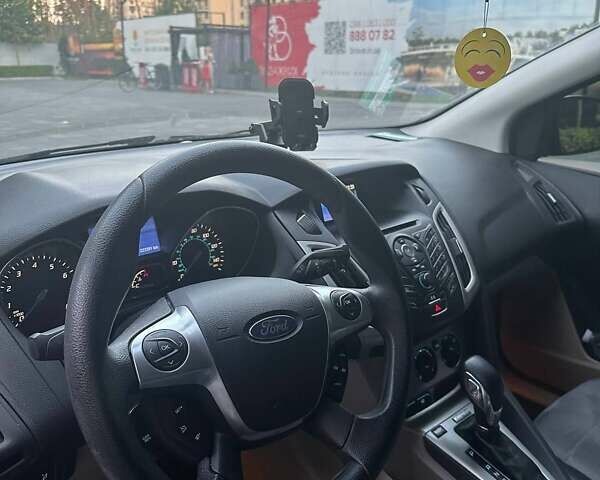 Форд Фокус 2013 у Вишневом на Automoto.ua Білий Форд Фокус, об'ємом двигуна 2 л та пробігом 224 тис. км за 8000 $, фото 1 на Automoto.ua