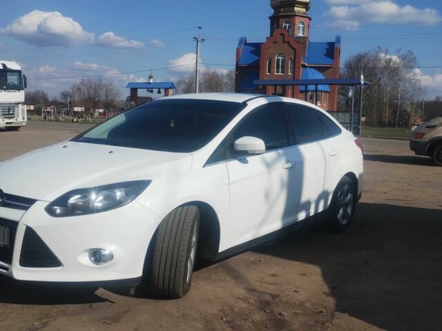 Білий Форд Фокус, об'ємом двигуна 1 л та пробігом 135 тис. км за 6000 $, фото 1 на Automoto.ua
