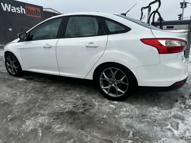 Белый Форд Фокус, объемом двигателя 2 л и пробегом 202 тыс. км за 6000 $, фото 1 на Automoto.ua