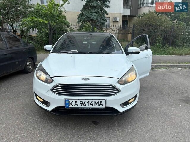 Білий Форд Фокус, об'ємом двигуна 1.9 л та пробігом 161 тис. км за 5500 $, фото 1 на Automoto.ua