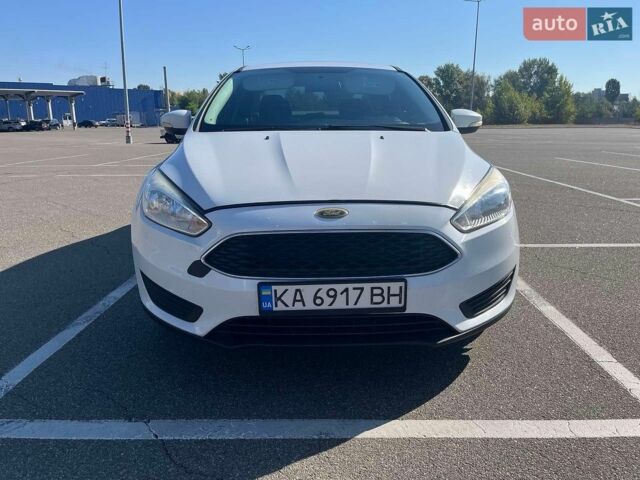 Белый Форд Фокус, объемом двигателя 2 л и пробегом 190 тыс. км за 6300 $, фото 1 на Automoto.ua
