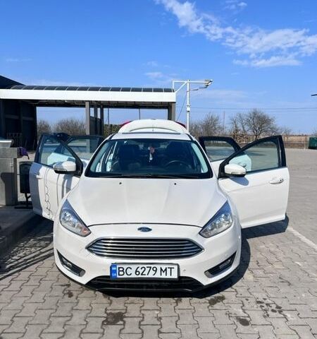 Белый Форд Фокус, объемом двигателя 2 л и пробегом 257 тыс. км за 8700 $, фото 1 на Automoto.ua