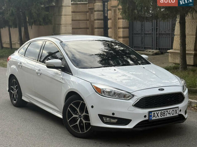 Белый Форд Фокус, объемом двигателя 2 л и пробегом 146 тыс. км за 7800 $, фото 1 на Automoto.ua
