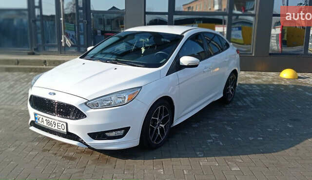Білий Форд Фокус, об'ємом двигуна 2 л та пробігом 195 тис. км за 8999 $, фото 1 на Automoto.ua