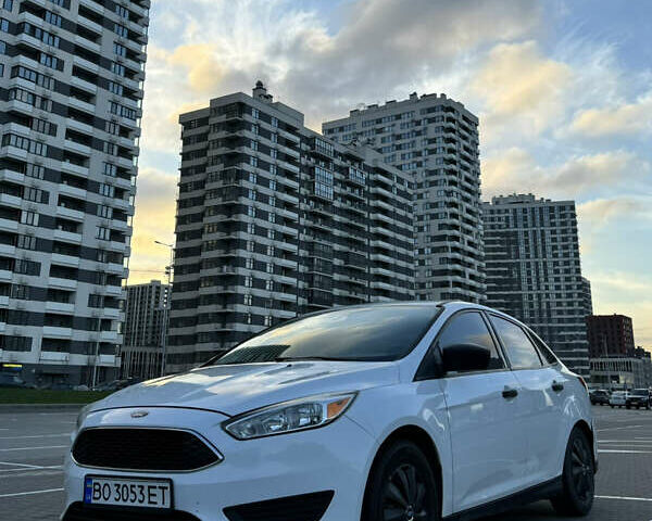 Белый Форд Фокус, объемом двигателя 2 л и пробегом 151 тыс. км за 7500 $, фото 1 на Automoto.ua