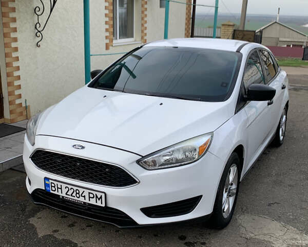 Белый Форд Фокус, объемом двигателя 2 л и пробегом 195 тыс. км за 8200 $, фото 1 на Automoto.ua