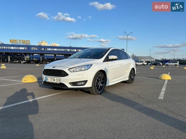 Білий Форд Фокус, об'ємом двигуна 2 л та пробігом 182 тис. км за 8500 $, фото 1 на Automoto.ua
