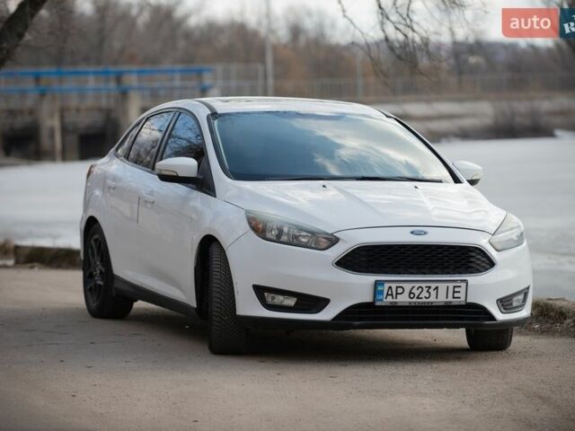 Белый Форд Фокус, объемом двигателя 2 л и пробегом 191 тыс. км за 7999 $, фото 1 на Automoto.ua