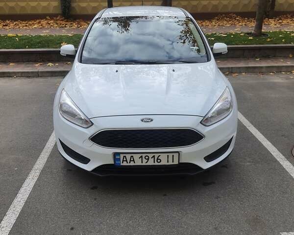 Форд Фокус 2016 в Киеве на Automoto.ua Белый Форд Фокус, объемом двигателя 1.6 л и пробегом 150 тыс. км за 8000 $, фото 1 на Automoto.ua