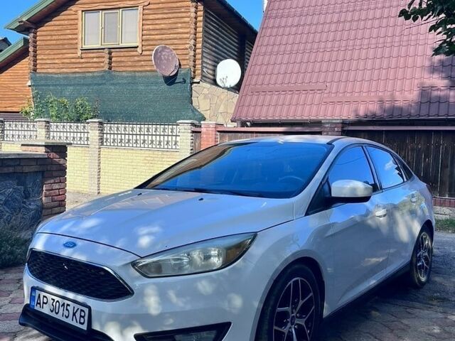 Белый Форд Фокус, объемом двигателя 2 л и пробегом 120 тыс. км за 7900 $, фото 1 на Automoto.ua