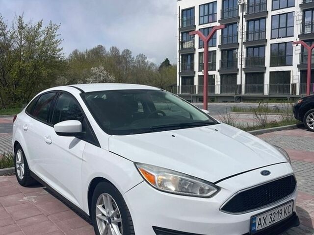 Білий Форд Фокус, об'ємом двигуна 2 л та пробігом 178 тис. км за 6500 $, фото 1 на Automoto.ua