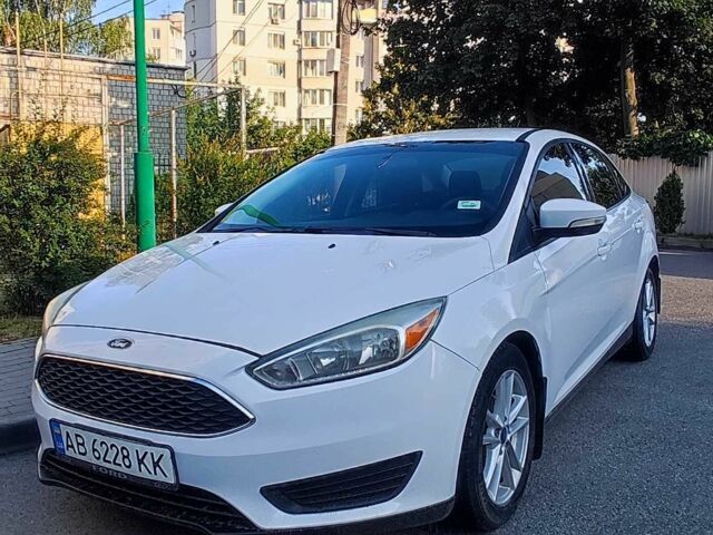Білий Форд Фокус, об'ємом двигуна 2 л та пробігом 139 тис. км за 8029 $, фото 1 на Automoto.ua