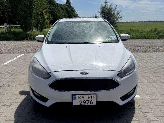 Белый Форд Фокус, объемом двигателя 2 л и пробегом 240 тыс. км за 7000 $, фото 1 на Automoto.ua