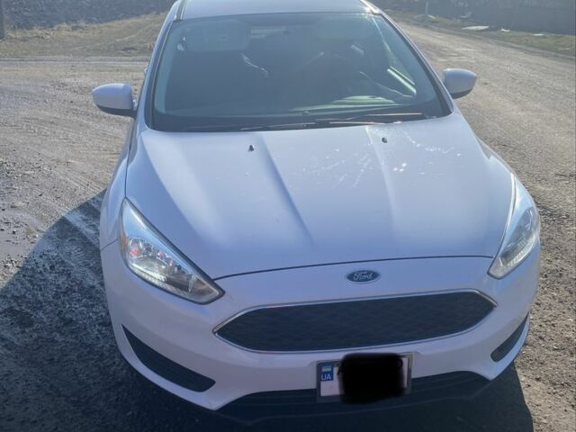 Білий Форд Фокус, об'ємом двигуна 2 л та пробігом 98 тис. км за 10400 $, фото 1 на Automoto.ua