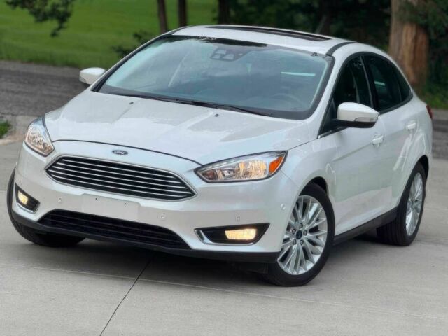 Белый Форд Фокус, объемом двигателя 2 л и пробегом 58 тыс. км за 6700 $, фото 1 на Automoto.ua