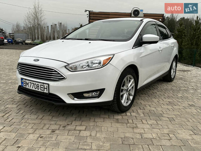 Белый Форд Фокус, объемом двигателя 2 л и пробегом 117 тыс. км за 7900 $, фото 1 на Automoto.ua