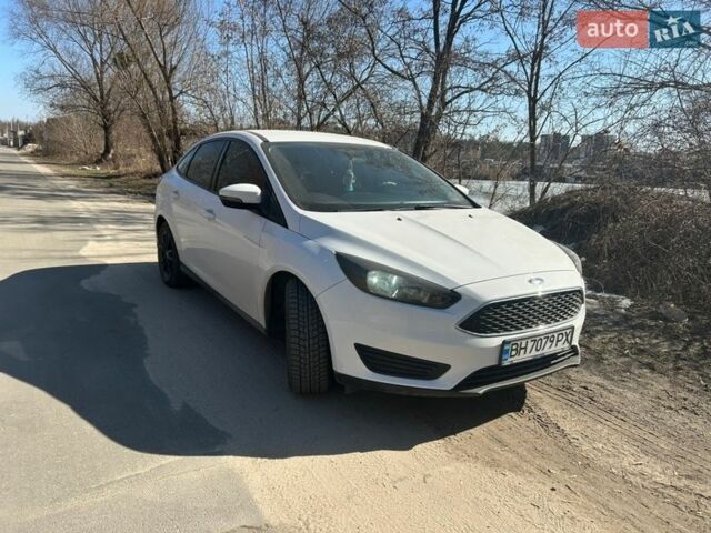 Белый Форд Фокус, объемом двигателя 2 л и пробегом 114 тыс. км за 9200 $, фото 1 на Automoto.ua